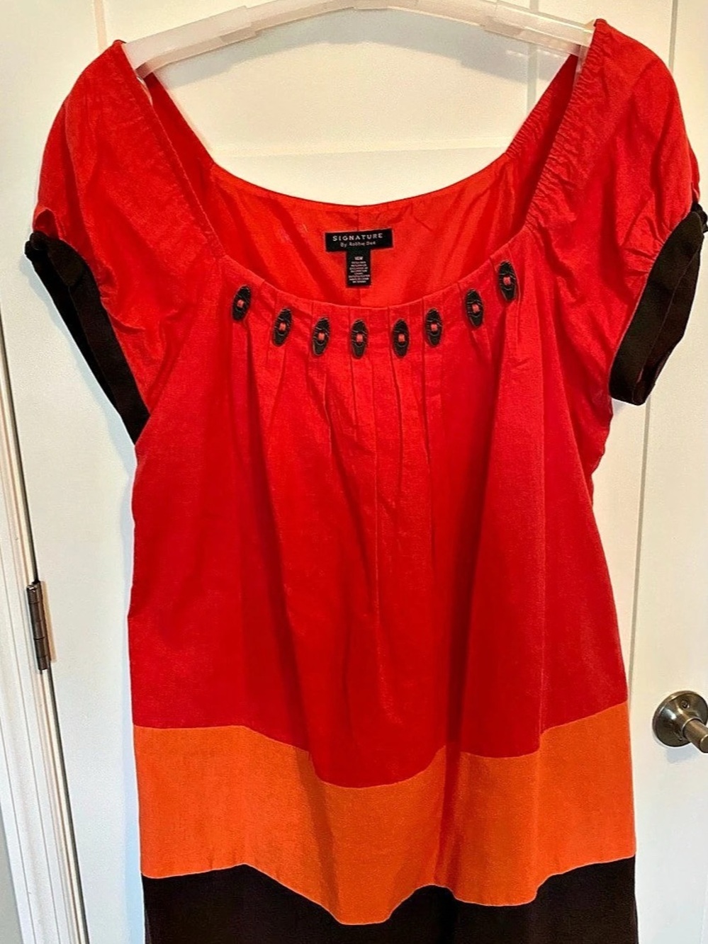 Robbie Bee Signature Color Block Mini Dress in Red & Black Size 16W